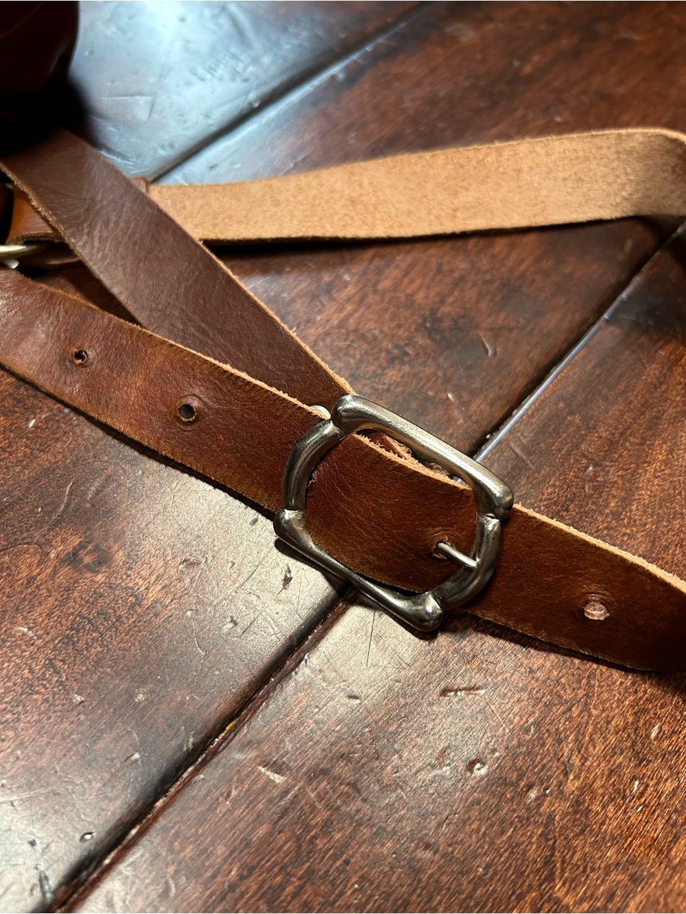 Vintage Brown Floral Embossed Leather Crossbody Bag - Picture 6 of 9